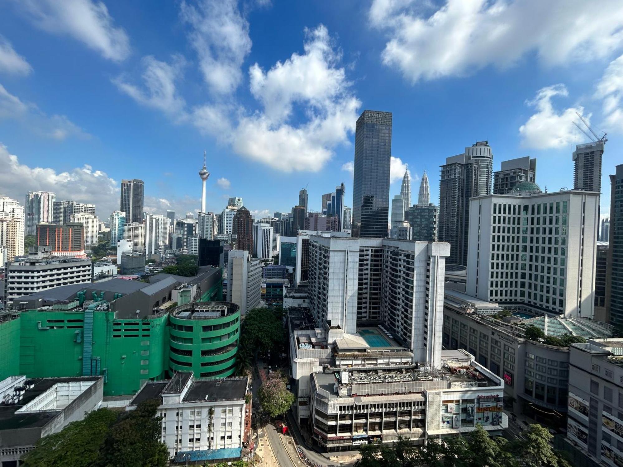 Axon Residence At Pavilion Klcc Kl Tower View By Kimiro クアラルンプール エクステリア 写真